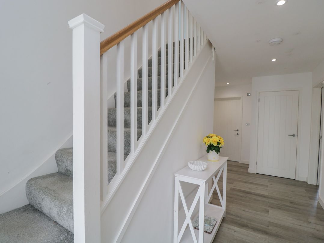 1 Brunel  Court