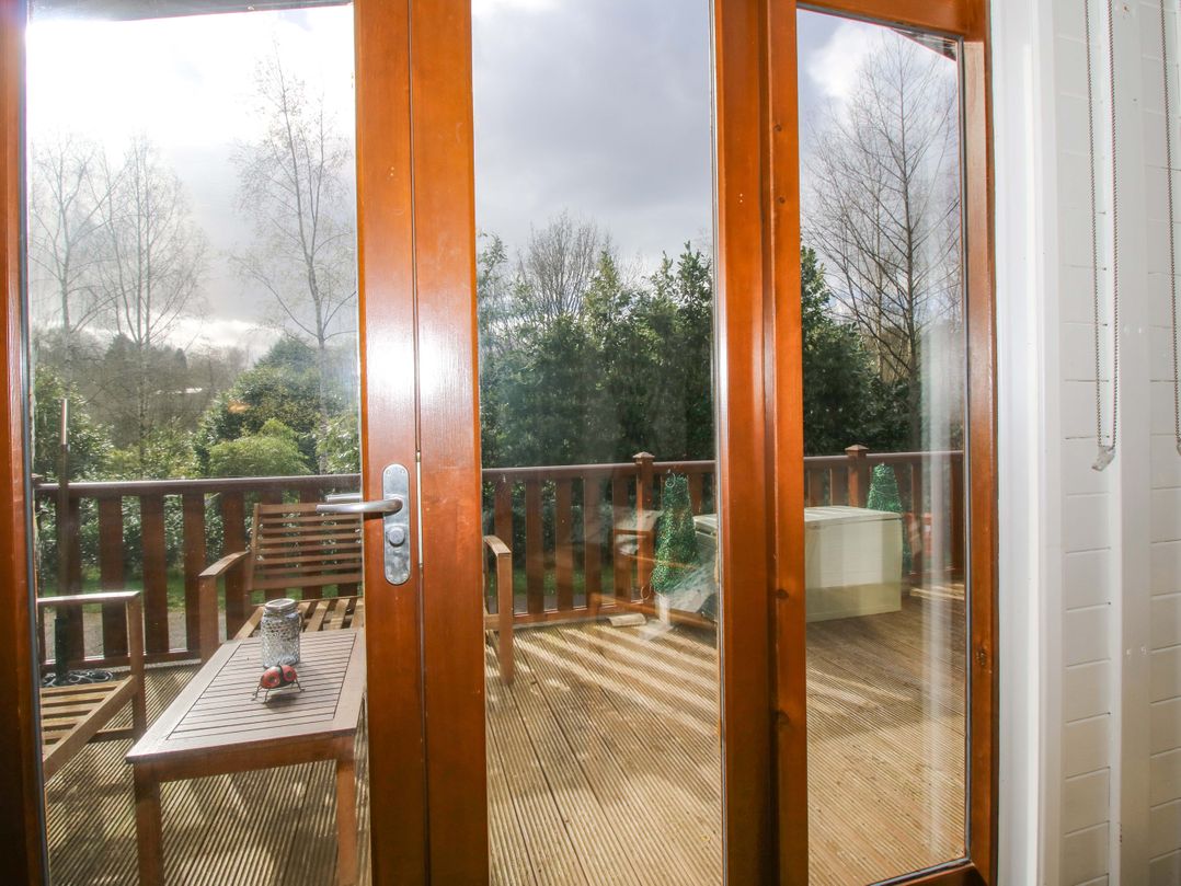 No.14 Astbury Falls Luxury Retreat