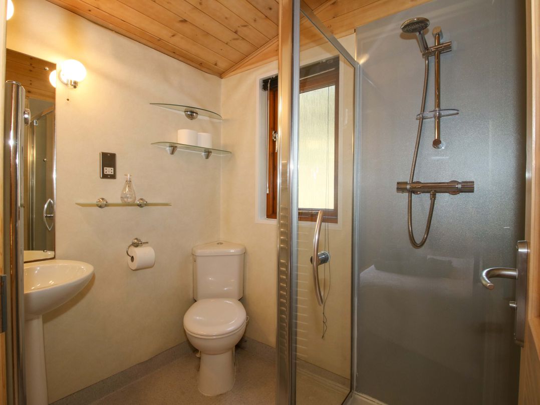 No.14 Astbury Falls Luxury Retreat