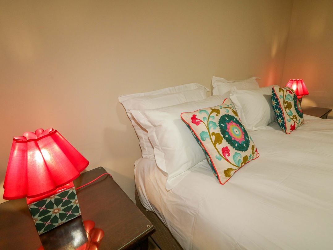Suite 33A