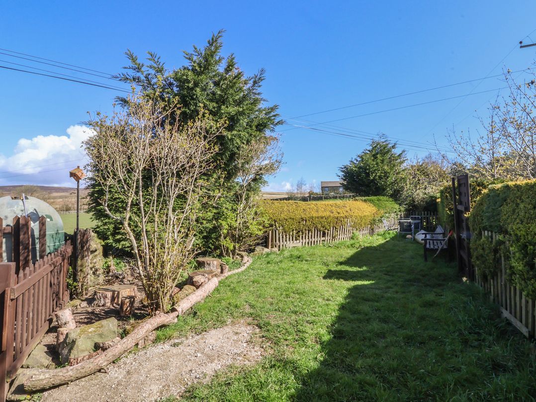 1 Upper Austby Farm Cottage
