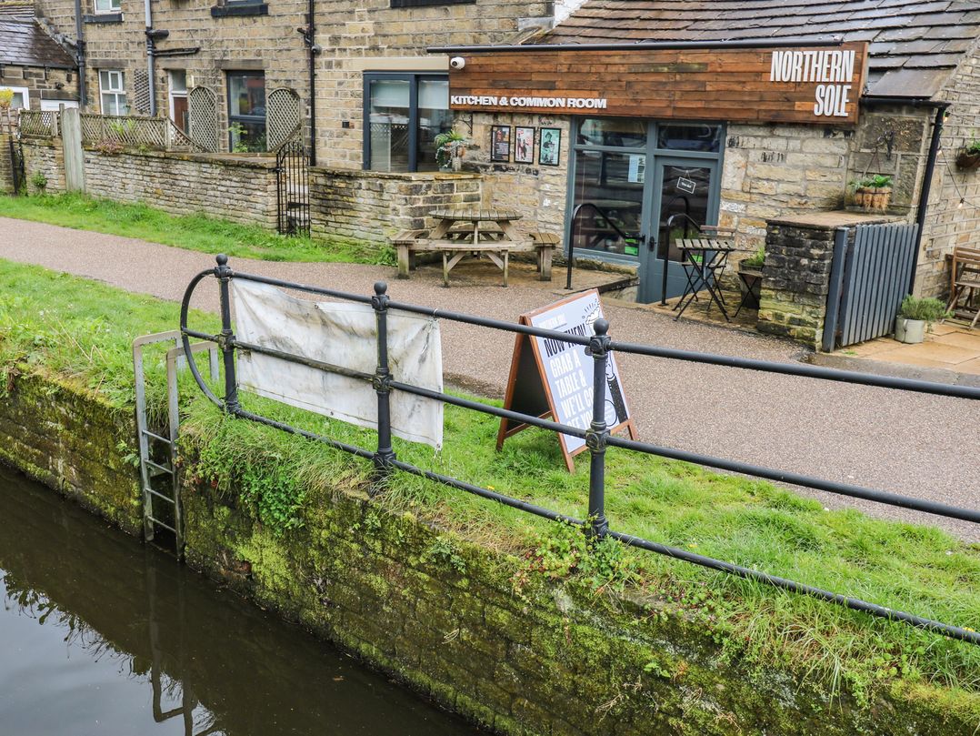 No.1 Spa Mill Lodge