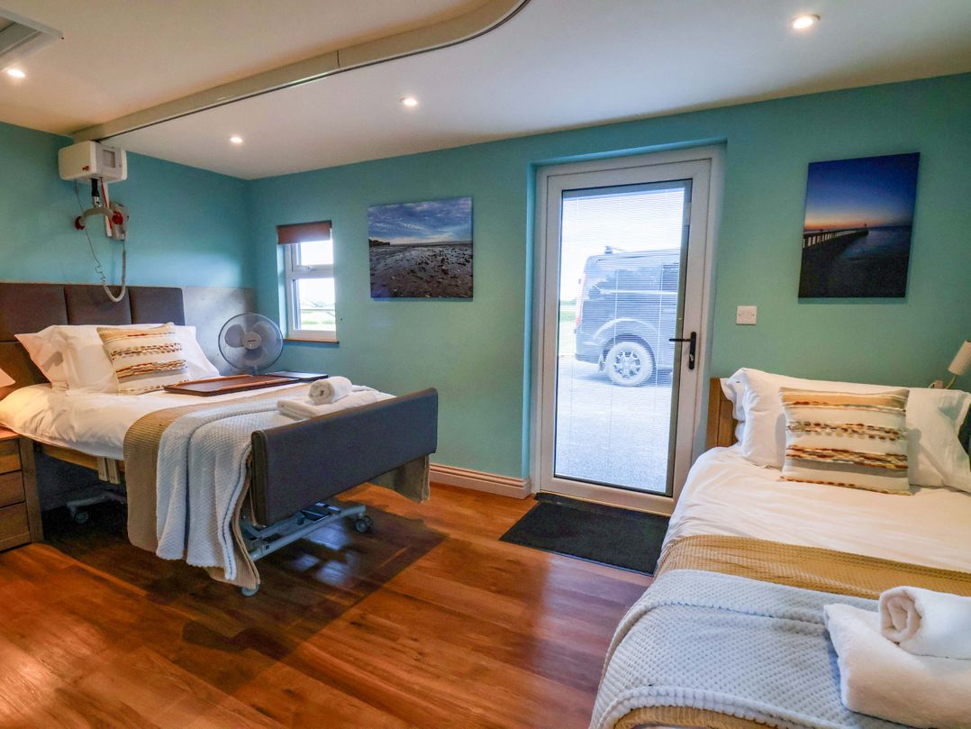 Freedom Lodge @ Summerfield Farm