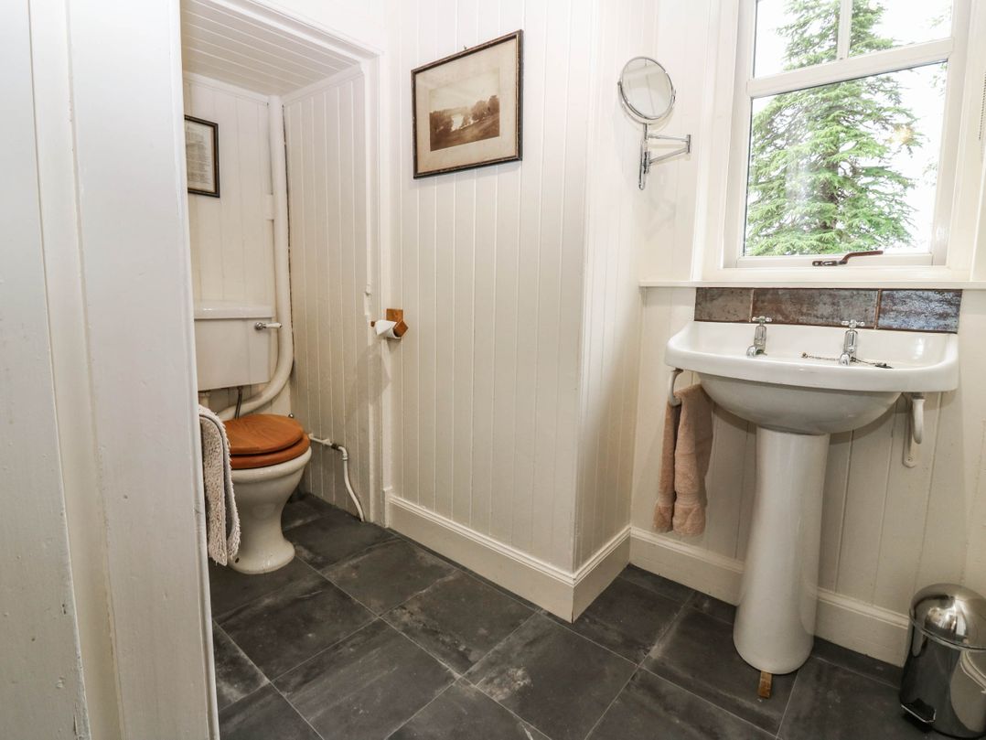 Gardener’s cottage