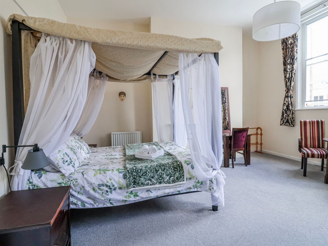 The Georgian Apartment