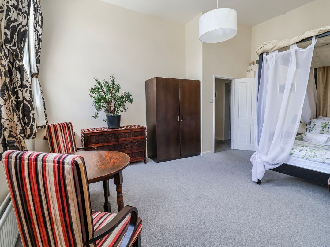 The Georgian Apartment