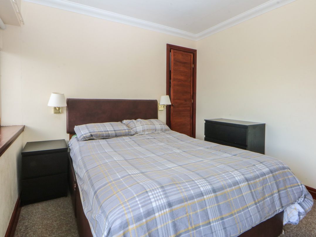 Seaview Apartment 5
