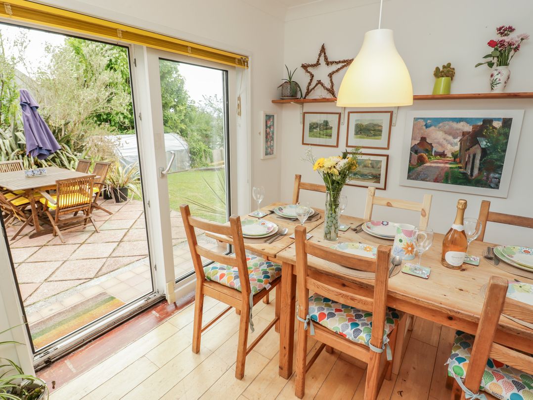 1 Rosemount Garden Villas