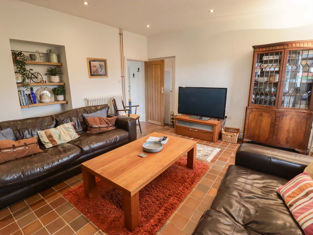 8 Millmoor Farm Cottage