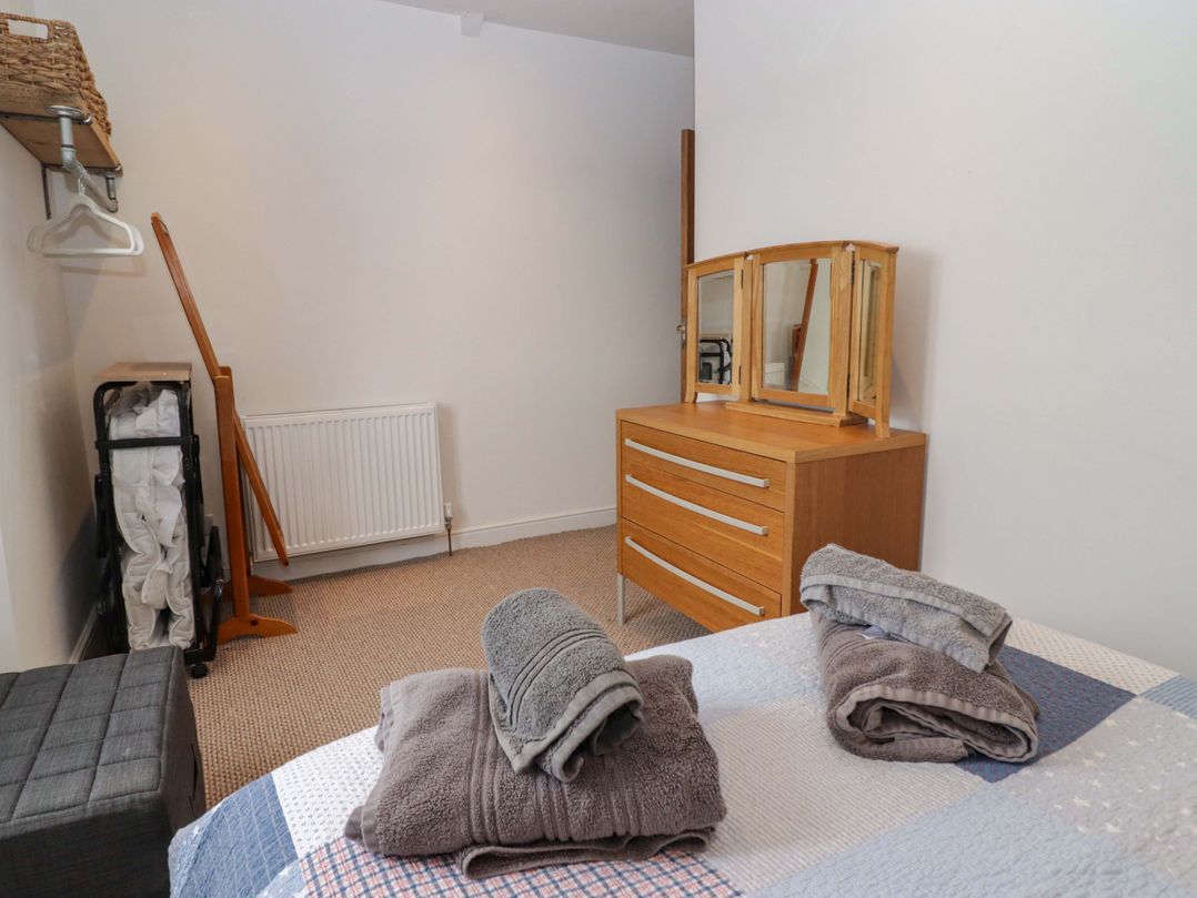 8 Millmoor Farm Cottage