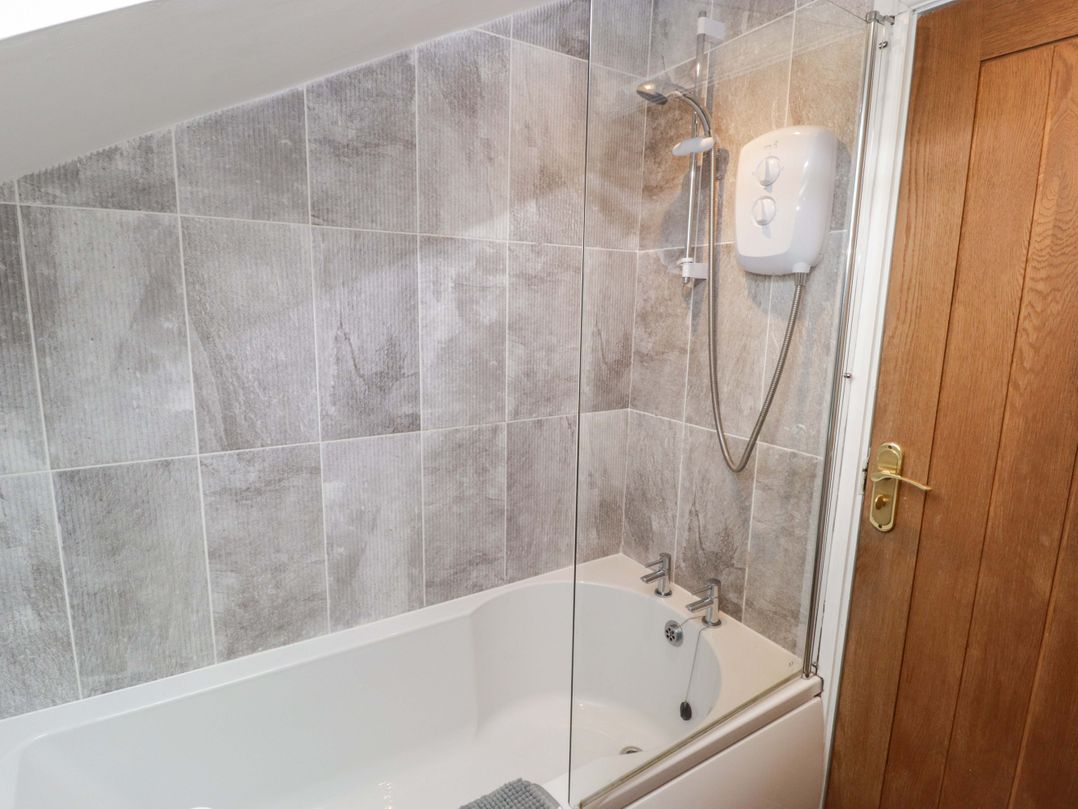 8 Millmoor Farm Cottage