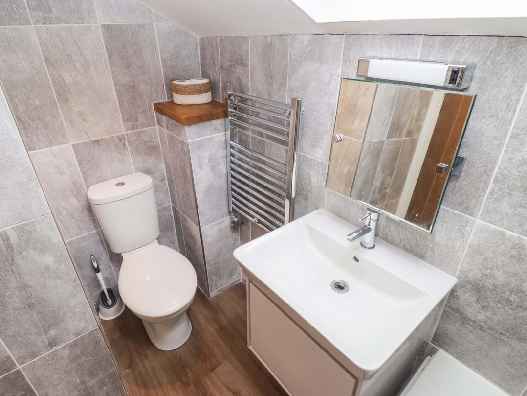 8 Millmoor Farm Cottage