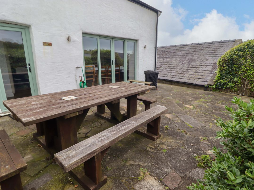 8 Millmoor Farm Cottage