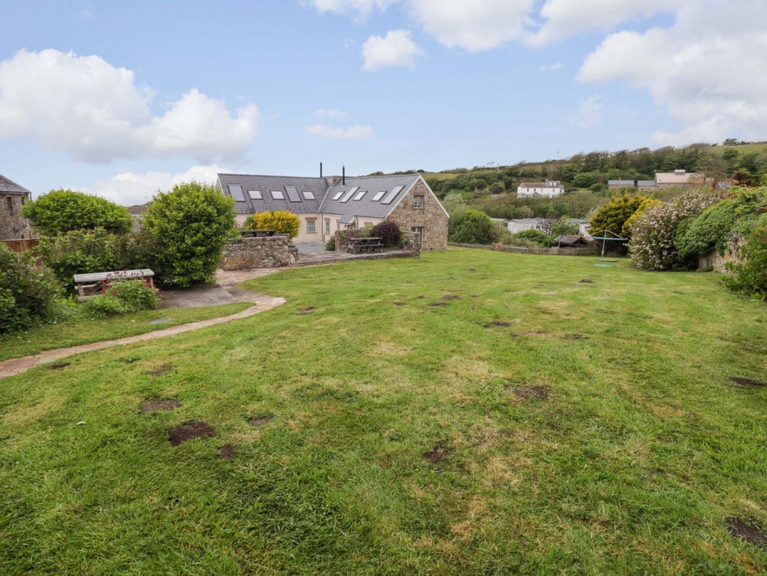 8 Millmoor Farm Cottage