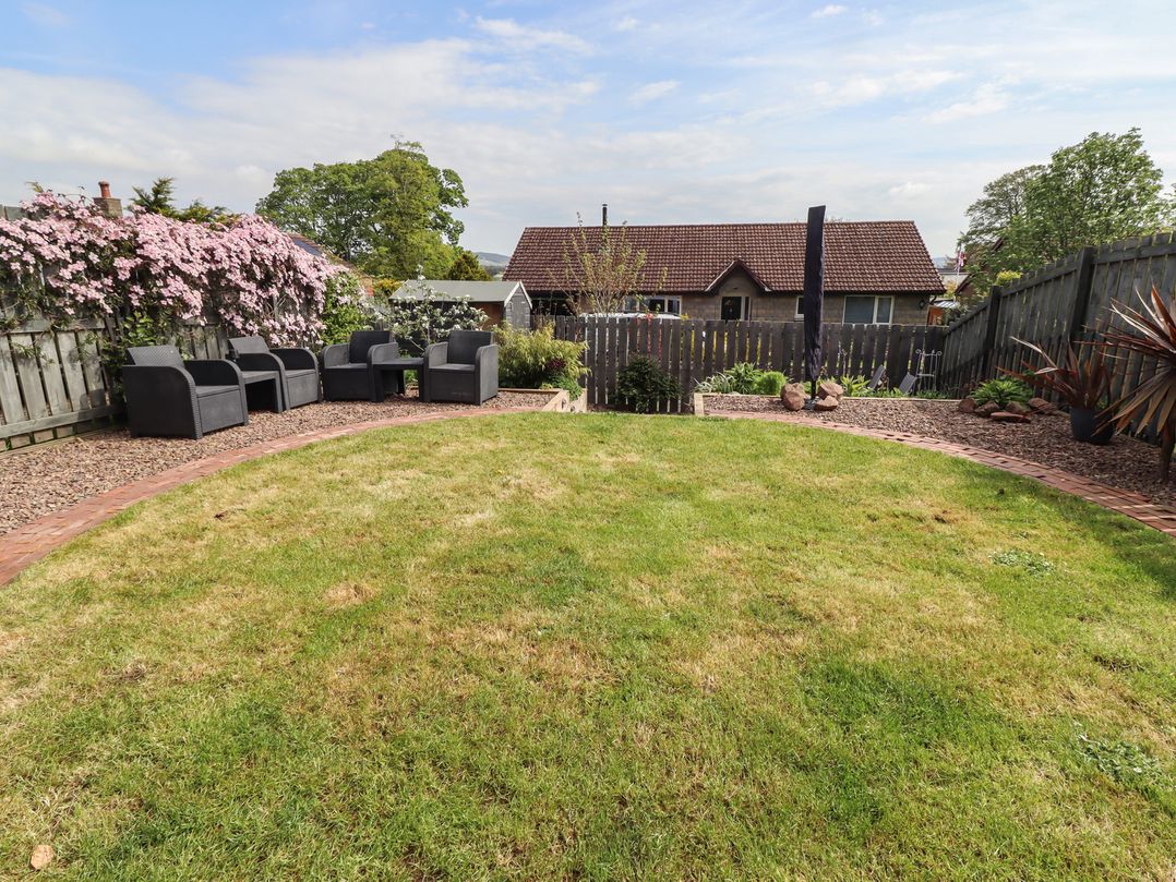 26 Field Court