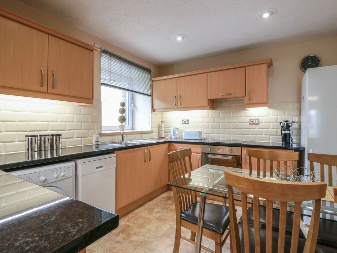 2 St. Catherines Cottages