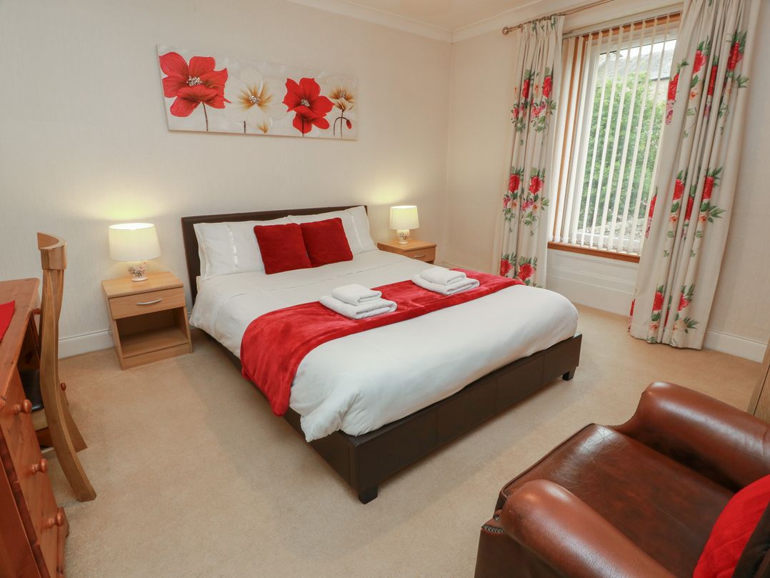 2 St. Catherines Cottages