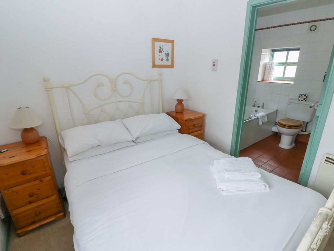 Starling Cottage
