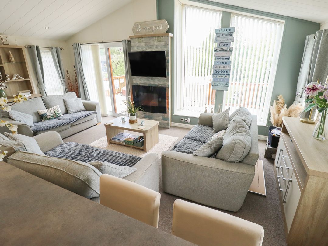P and M Luxury Lodge BR15