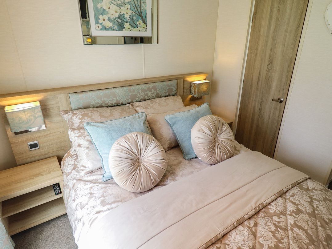 P and M Luxury Lodge BR15