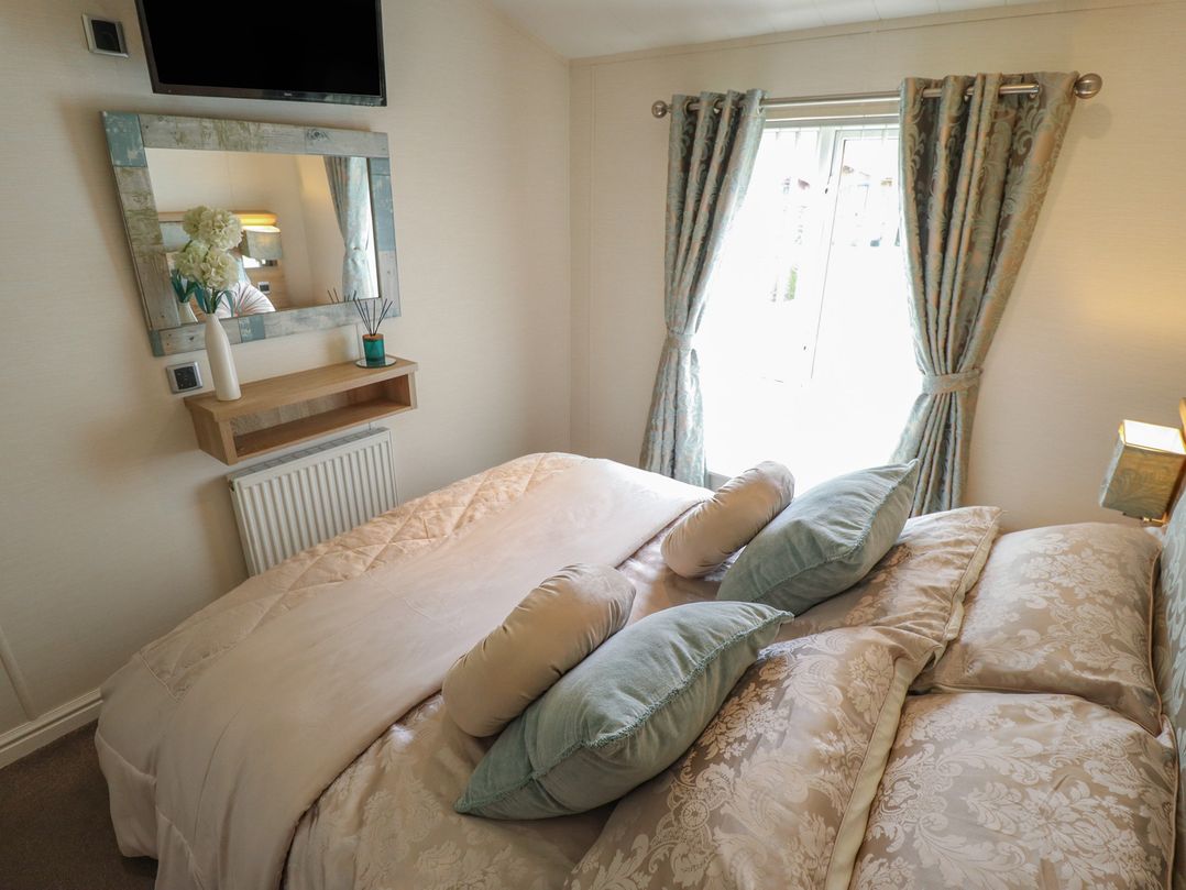 P and M Luxury Lodge BR15