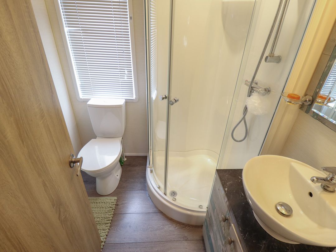 P and M Luxury Lodge BR15