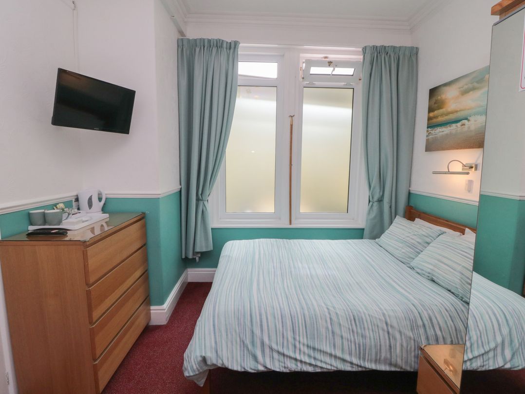 Meltham Guest House