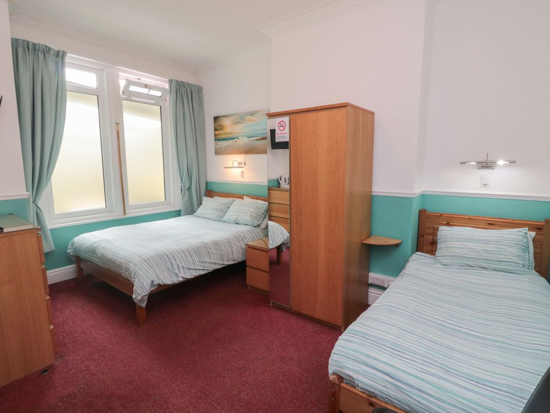 Meltham Guest House