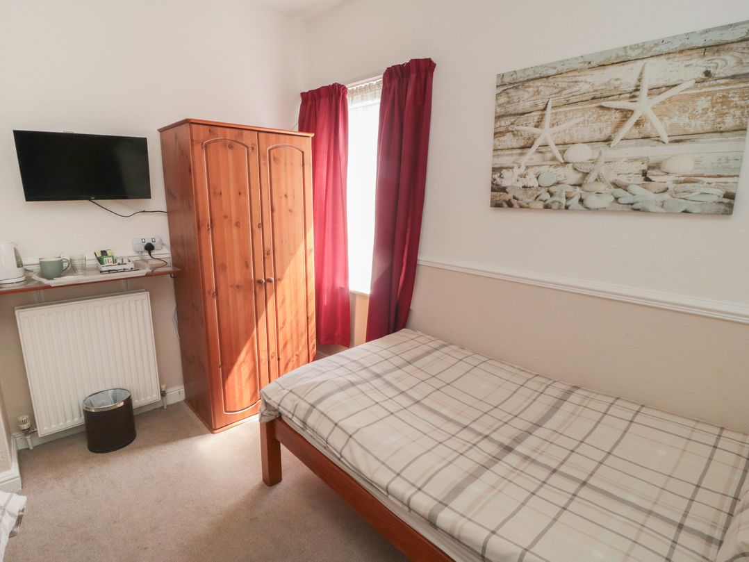 Meltham Guest House