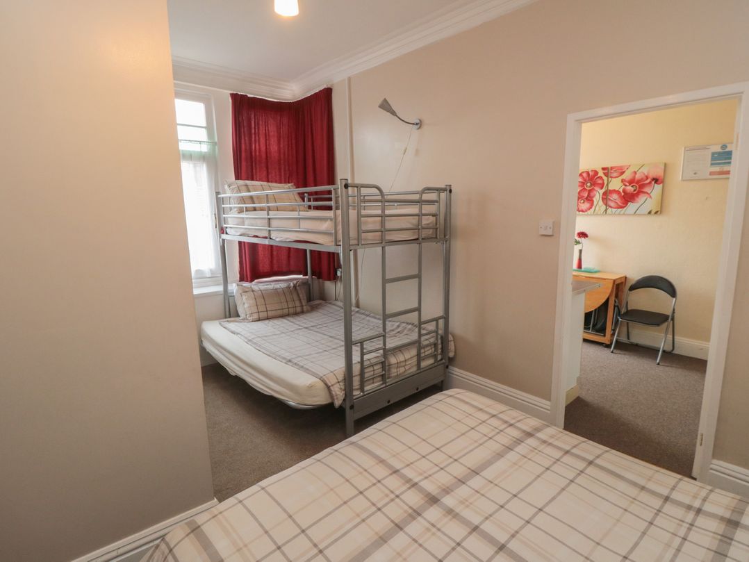 Meltham Guest House
