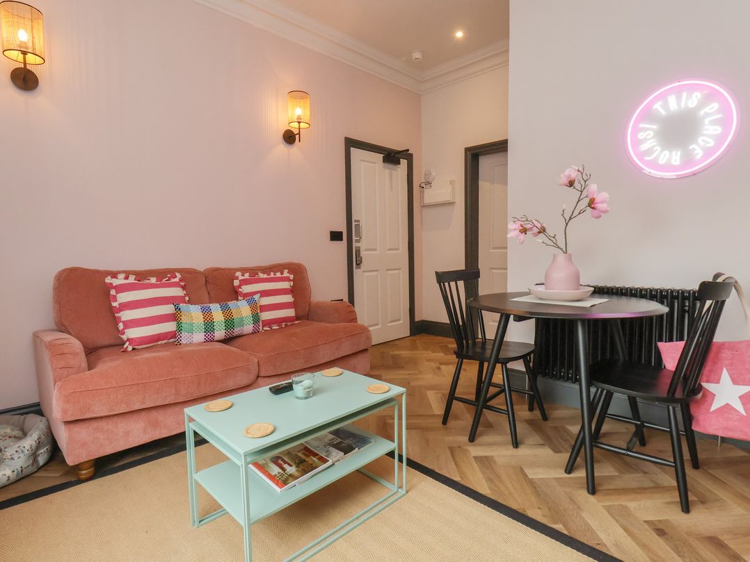 Apartment Pink