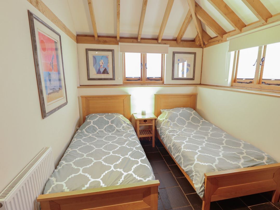 3b Hideaways