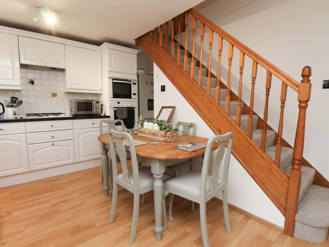 7 Crestbrooke