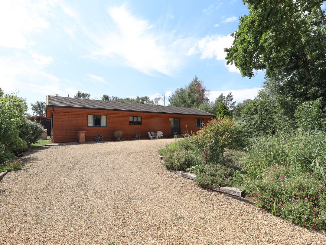 80 Pentney Lakes