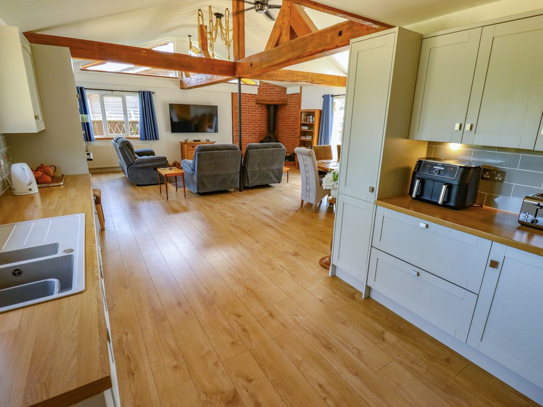 80 Pentney Lakes