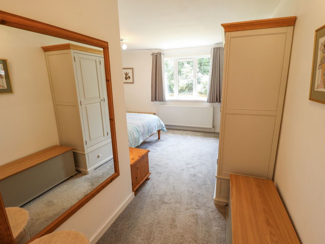 80 Pentney Lakes