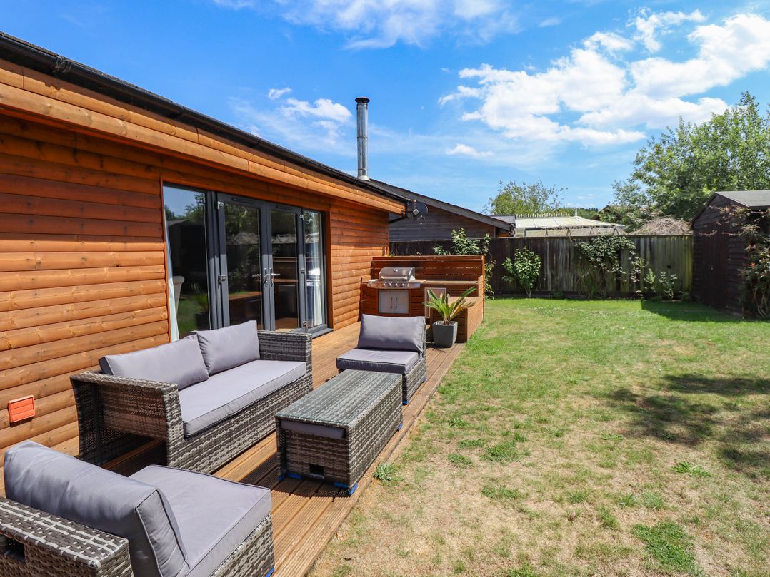 80 Pentney Lakes