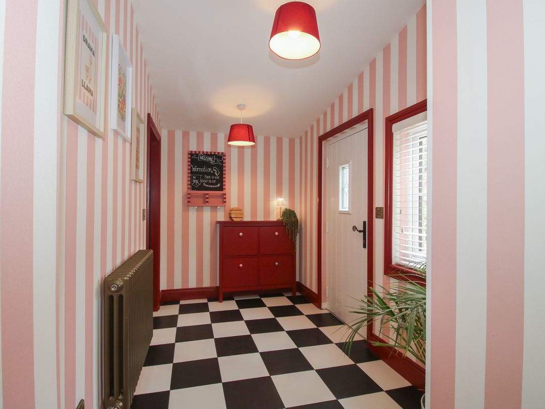 The Dinky Dairy