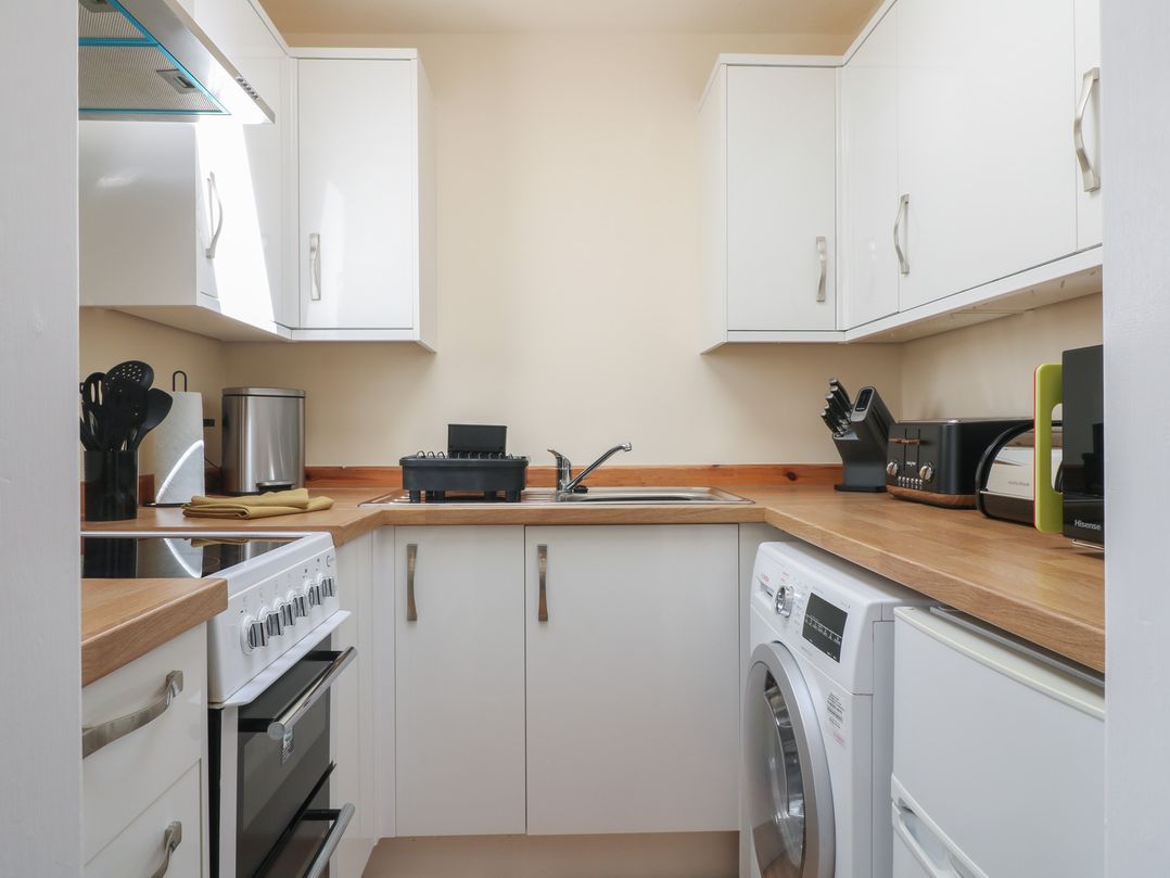 27A Wolds Drive