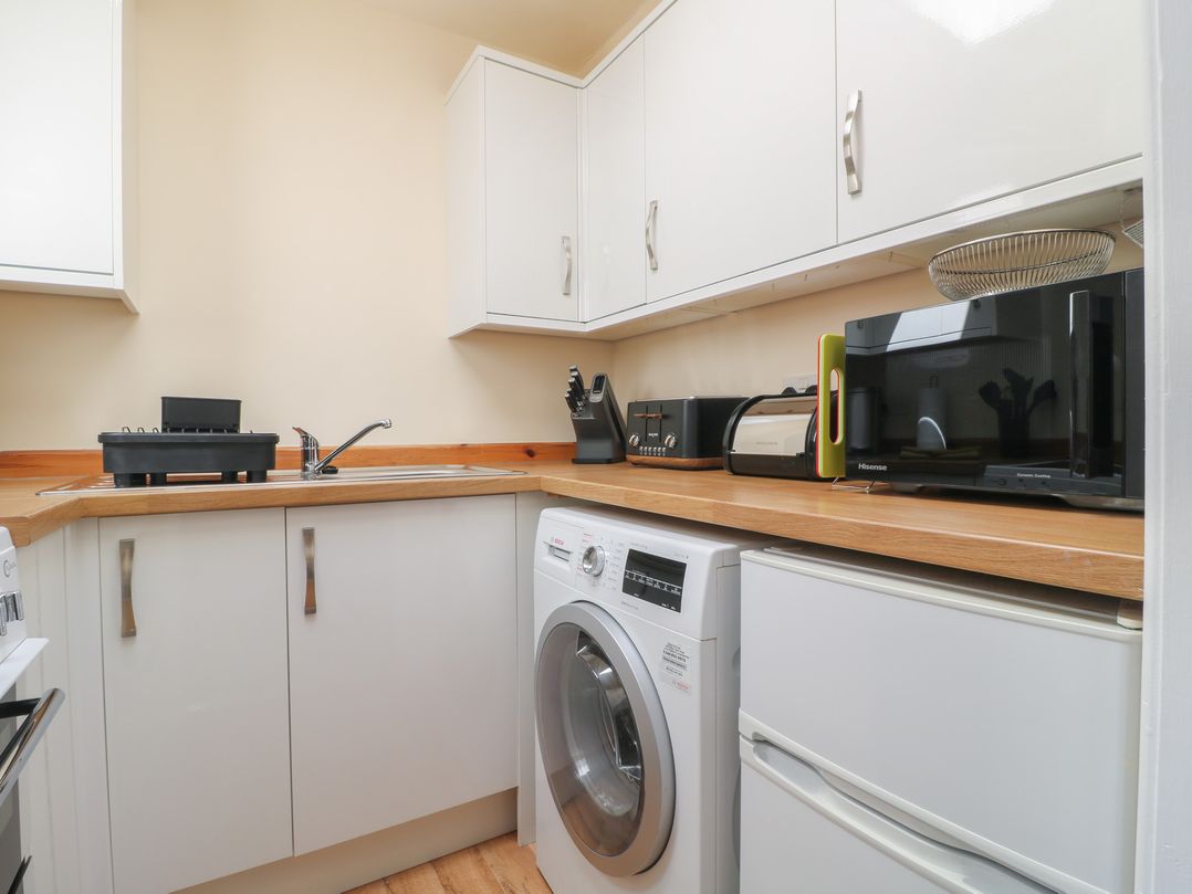 27A Wolds Drive