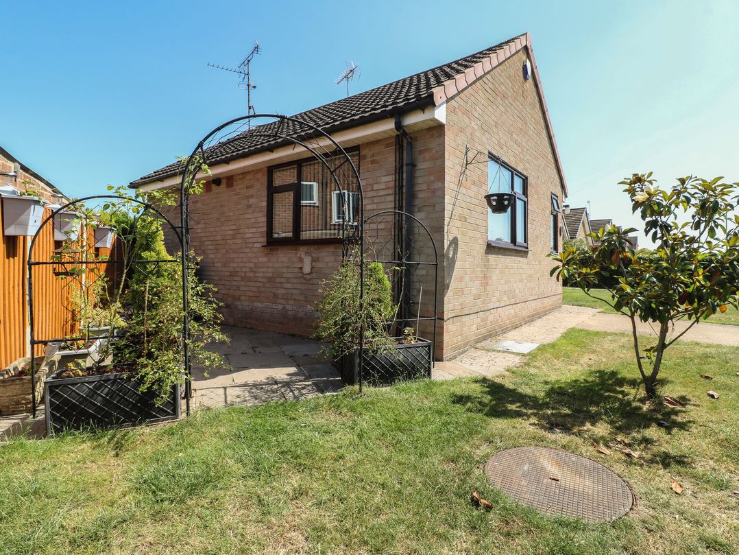 27A Wolds Drive