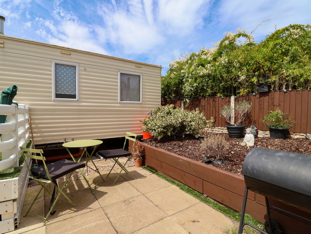 Plot 594