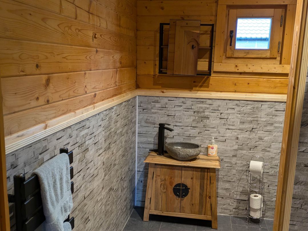Pet Friendly - Lodge at Riverview Holiday Park