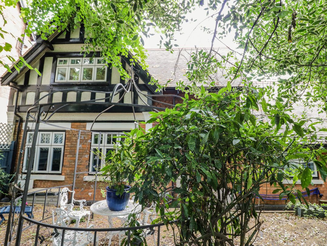 Tudor Lodge
