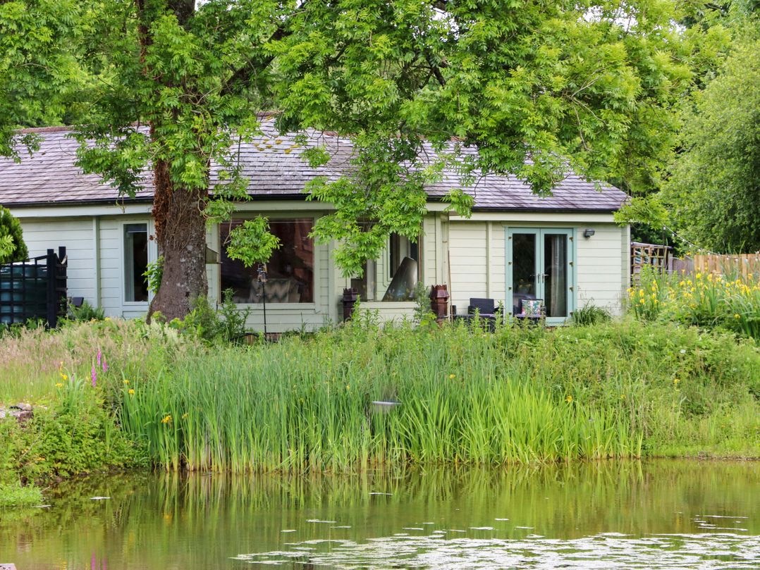 Bulrush Cabin