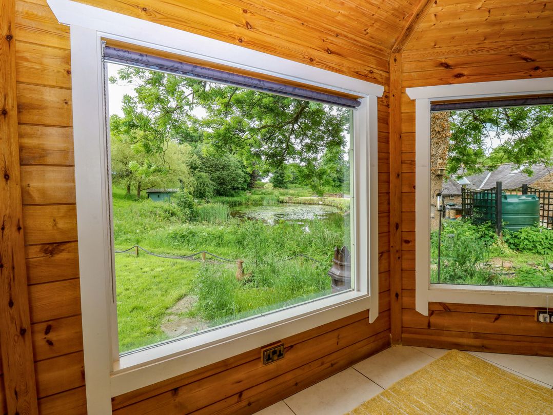 Bulrush Cabin