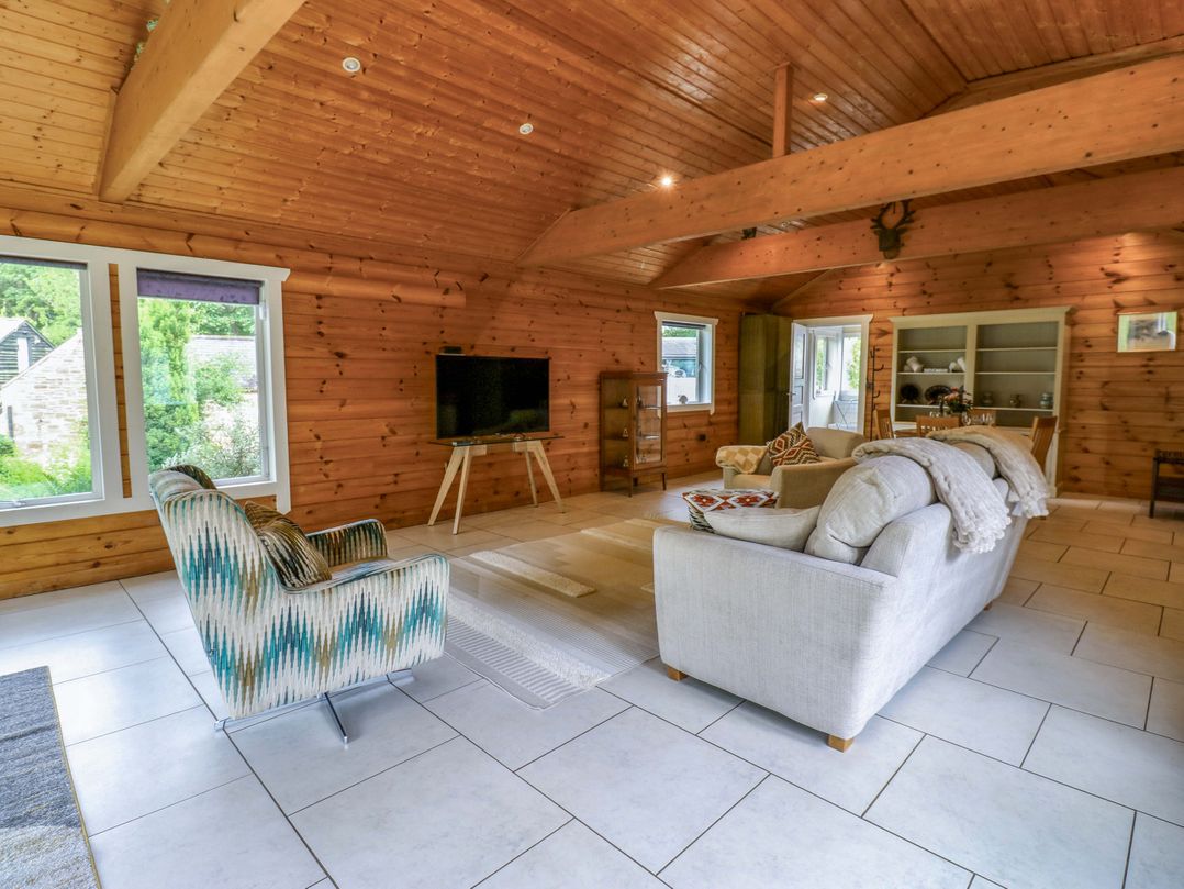Bulrush Cabin