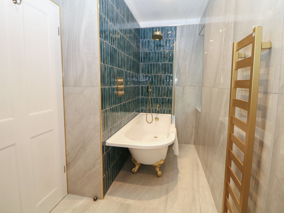 The Chatsworth Suite