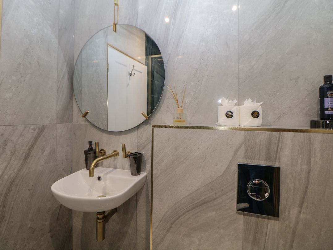 The Devonshire Suite