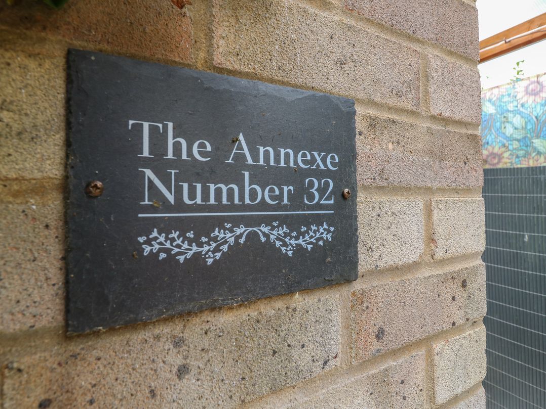 Oakwood Annexe